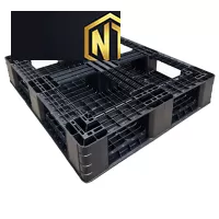 PALLET NHỰA MÀU ĐEN THỊ TRƯỜNG TIN DÙNG